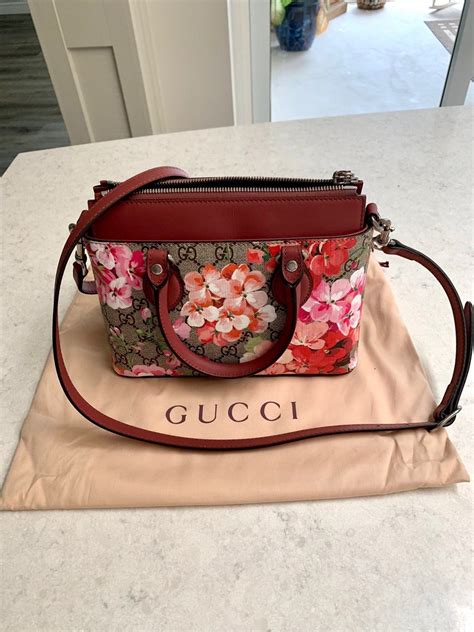 ceinture gucci femme kijiji|gucci bloom crossbody bag.